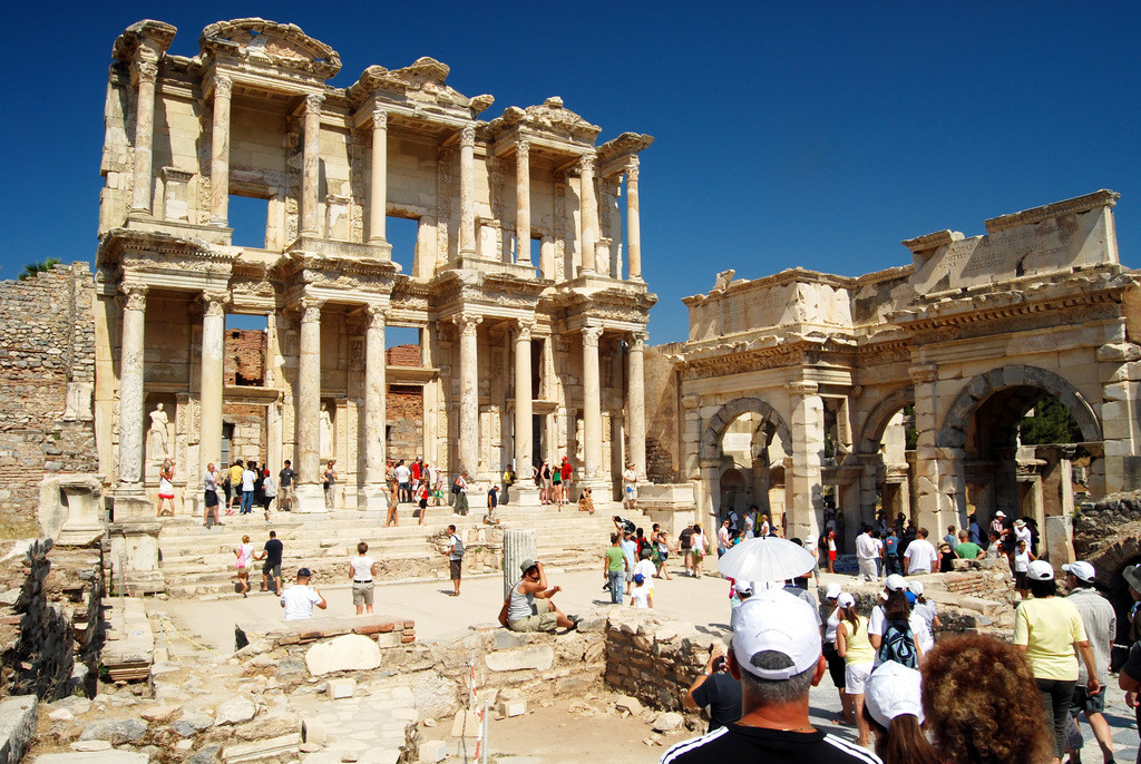 EPHESUS RUINS Ticket Price & Hours [Updated 2024]